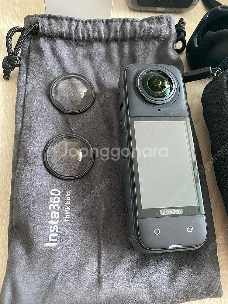 인스타360 x4 인비저블다이빙 번들 판매--1