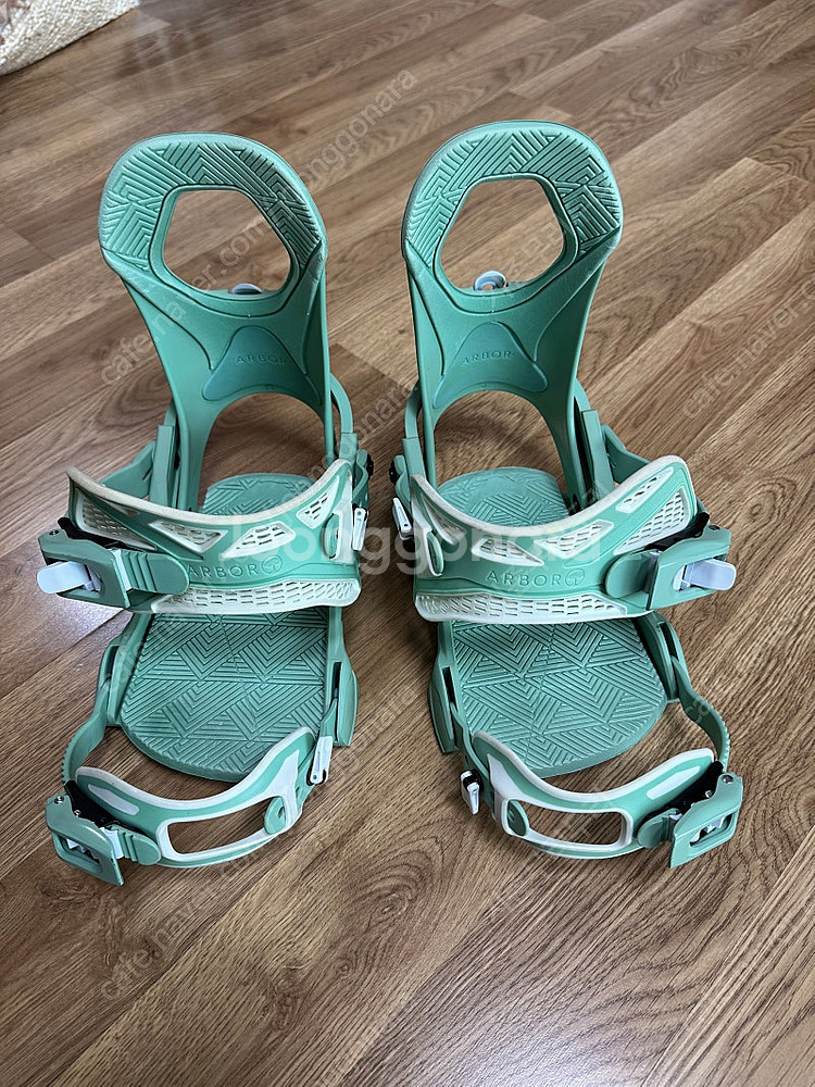 여성용 스노우보드 데크 / 부츠 / 바인딩 팝니다--4