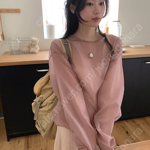 로즈베이 썸제이 메이비베이비 아노락 루즈핏 상의