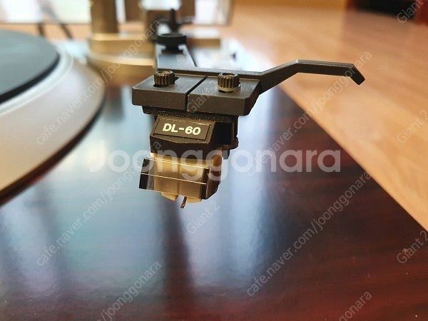 데논 DP 51F 턴테이블 판매합니다.(Shure M7...--4