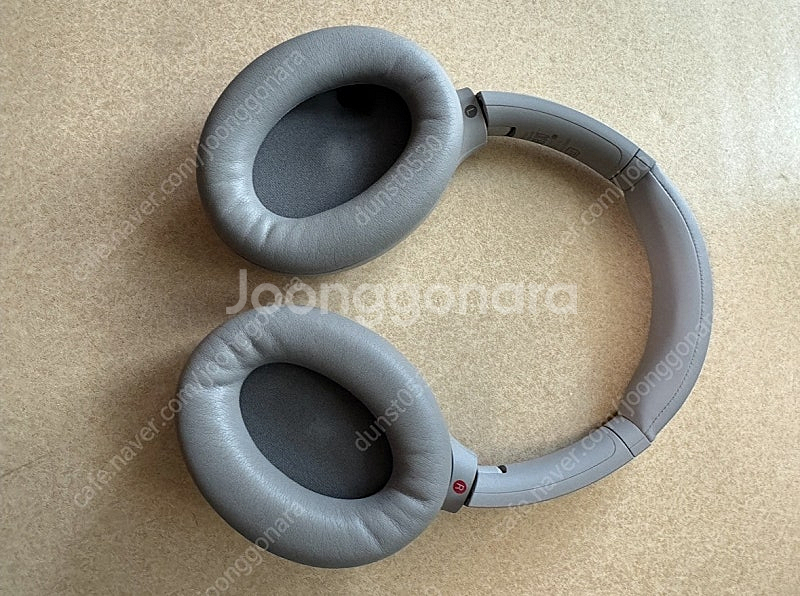소니 WH-1000XM4 무선 헤드폰 판매합니다--1
