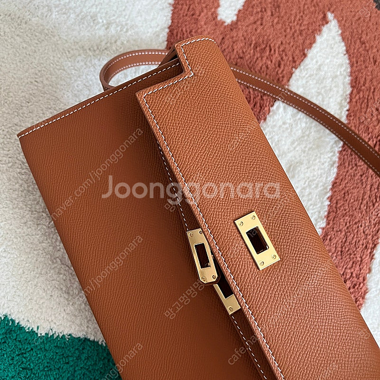 드노리타 금장 숄더 카멜백 소가죽 여성미니숄더백--6