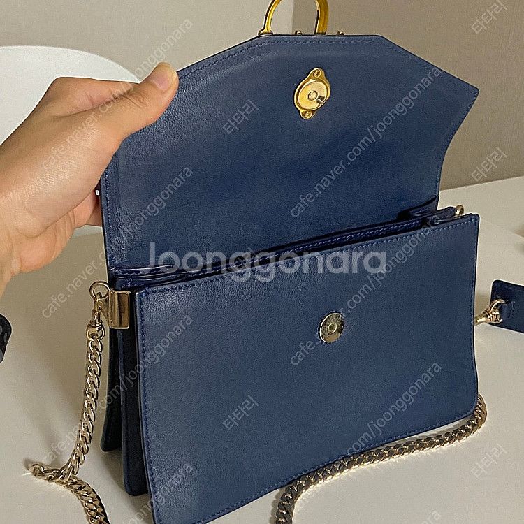 JW앤더슨 여성가방 판매해요--4