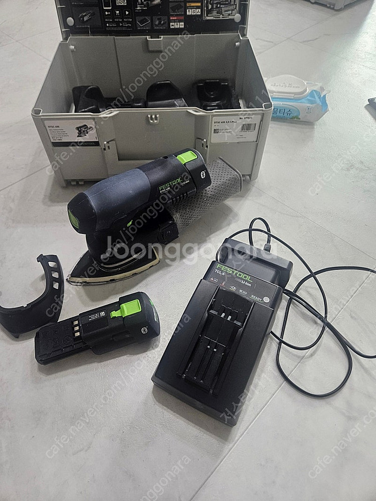 페스툴 무선 삼각샌더 dtsc 400 판매합니다--0