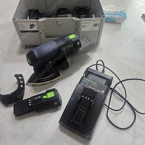 페스툴 무선 삼각샌더 dtsc 400 판매합니다