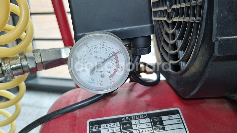 계양 에어컴프레셔 2.5HP 판매합니다 (5만원)--3