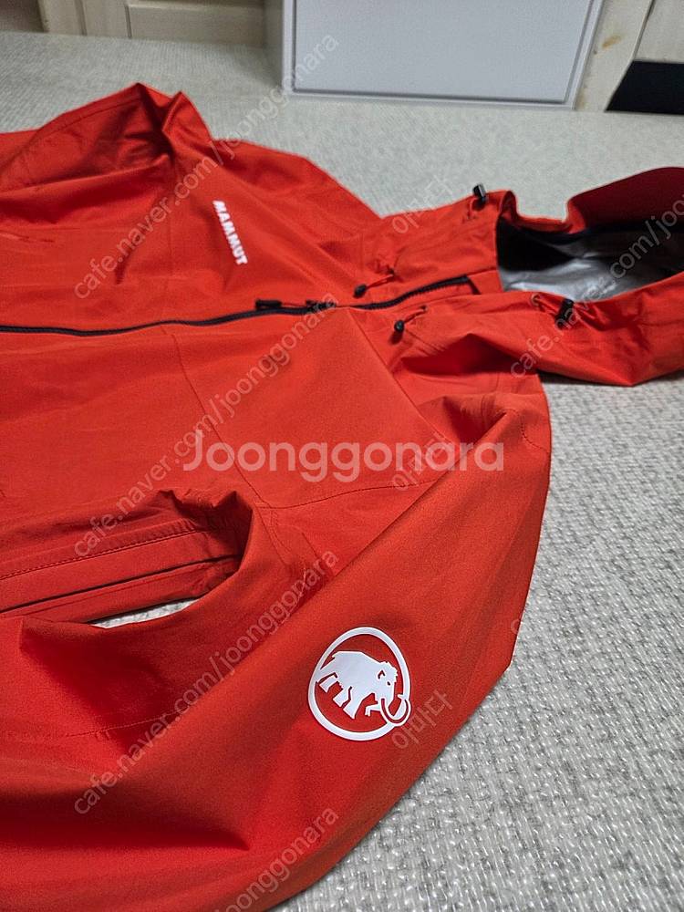 마무트 고어텍스 자켓 팝니다--1