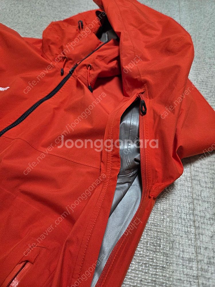 마무트 고어텍스 자켓 팝니다--5