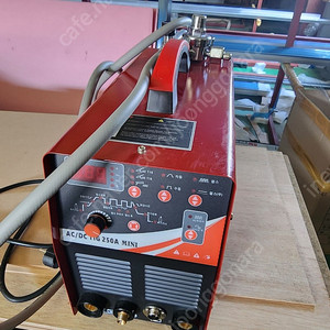 AC/DC TIG 250A 미니 용접기(알곤용접기)
