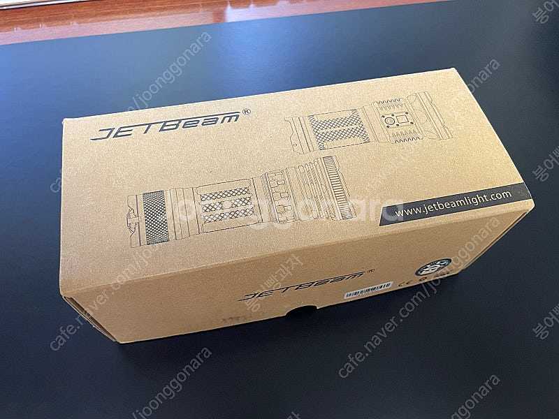 젯빔 JETBEAM DDR30 후레쉬 판매합니다.--0