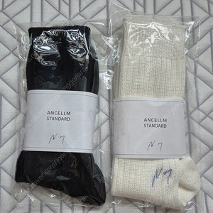 안셀름 ancellm 25fw 루즈 삭스 양말 화이트 블랙 팝니다