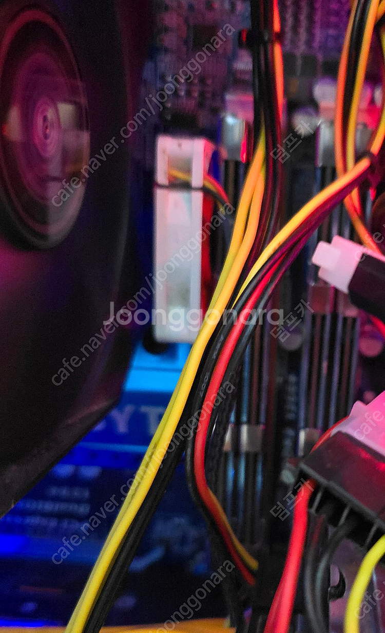 인텔 코어2 익스트림 요크필드 QX9650 + UD3R 메인보드 + 램8기가 판매합니다--3