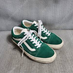 반스 올드스쿨 스니커즈 240