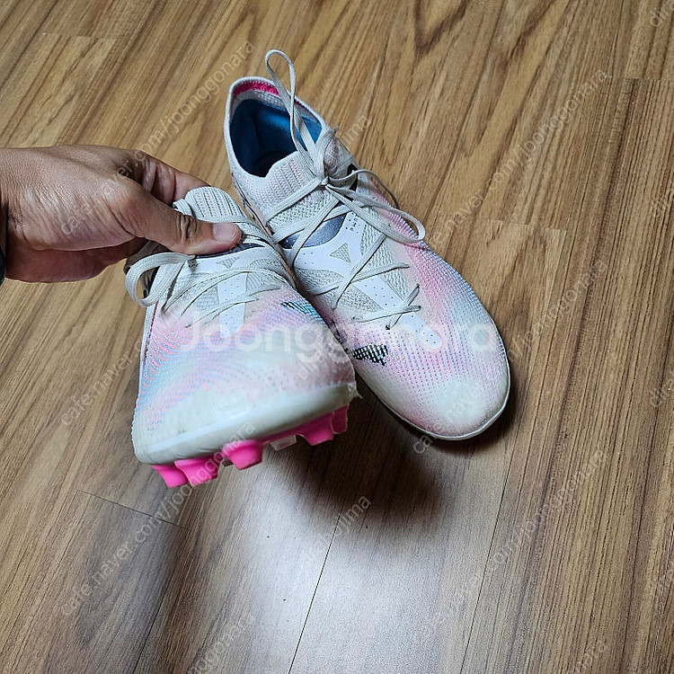 퓨마 축구화 퓨처7 얼티메이트 260사이즈 mg 거의새...--5