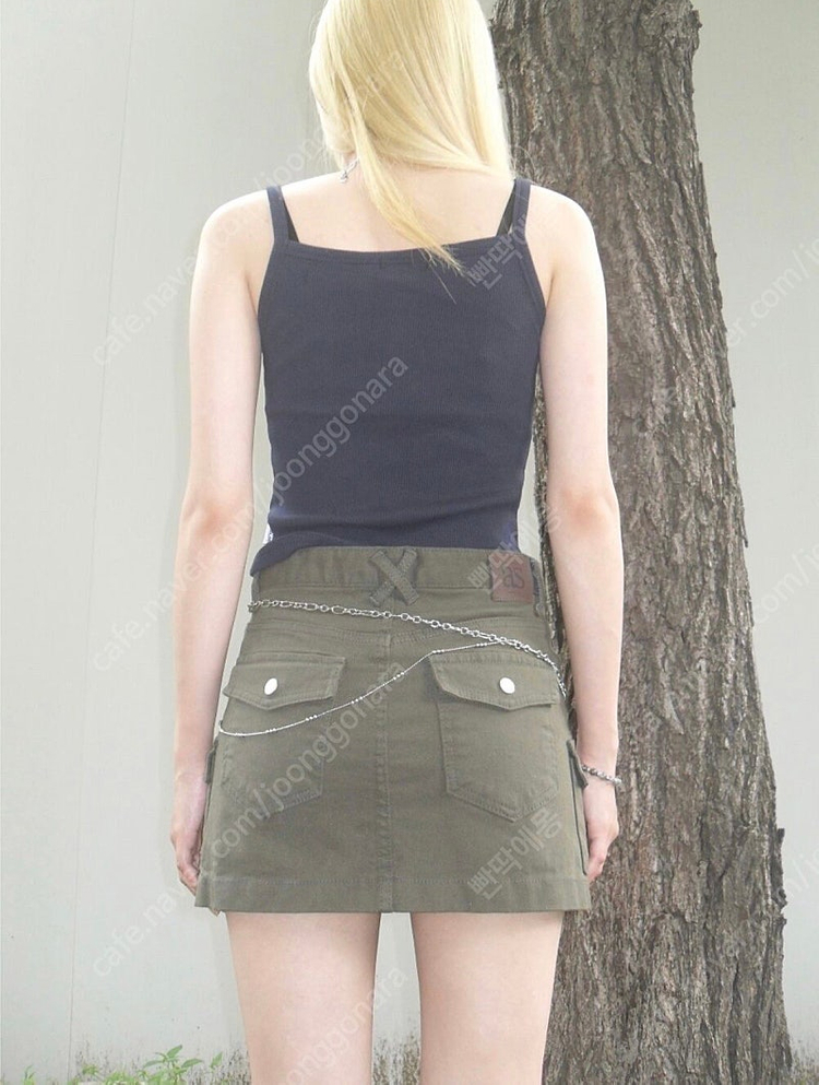 (새상품) 애즈온 버튼 베이직 슬리브리스 네이비 나시 탑 이미지