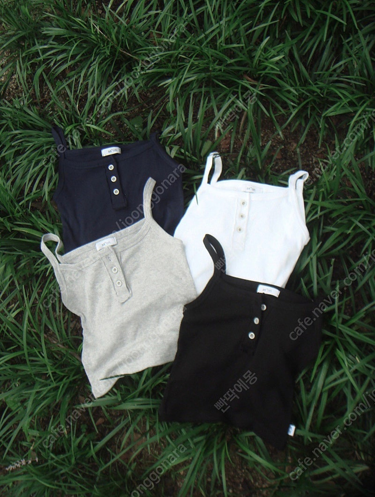 (새상품) 애즈온 버튼 베이직 슬리브리스 네이비 나시 탑 이미지