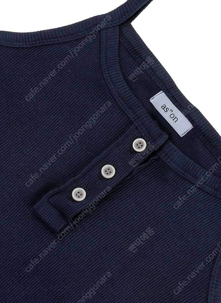 (새상품) 애즈온 버튼 베이직 슬리브리스 네이비 나시 탑 이미지
