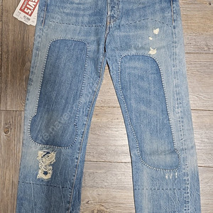 리바이스 LVC 1947 501 하드 레인 W30L32 사이즈 팝니다.