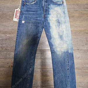 리바이스 LVC 1947 501 씨 체인지 W30L32 사이즈 팝니다.