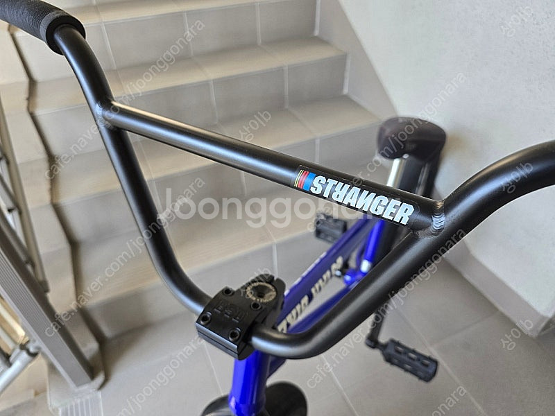 관리 잘된 bmx 풀커스텀 싱급 자전거 판매 및교환합니...--2