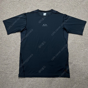 오클리 로고 기능성 반팔 블랙 3XL