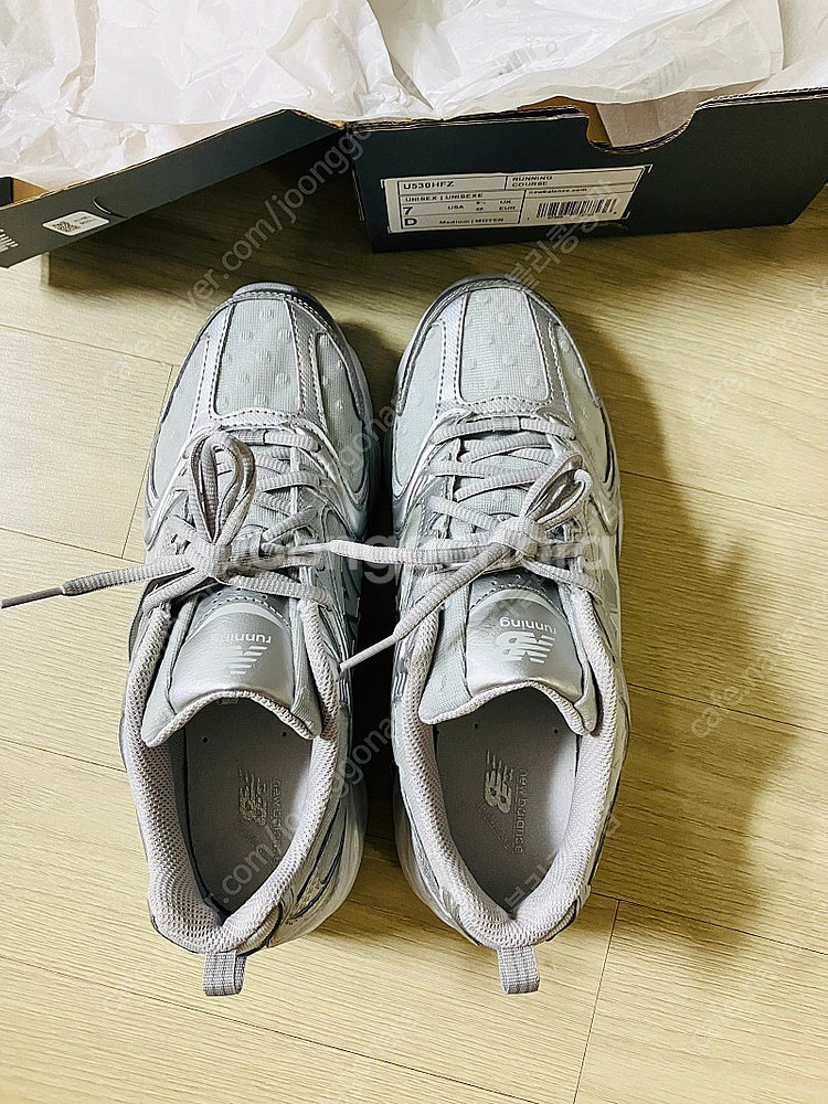 뉴발란스 530 폴카도트 실버 250사이즈/시착만해본// 레인클라우드실버--3