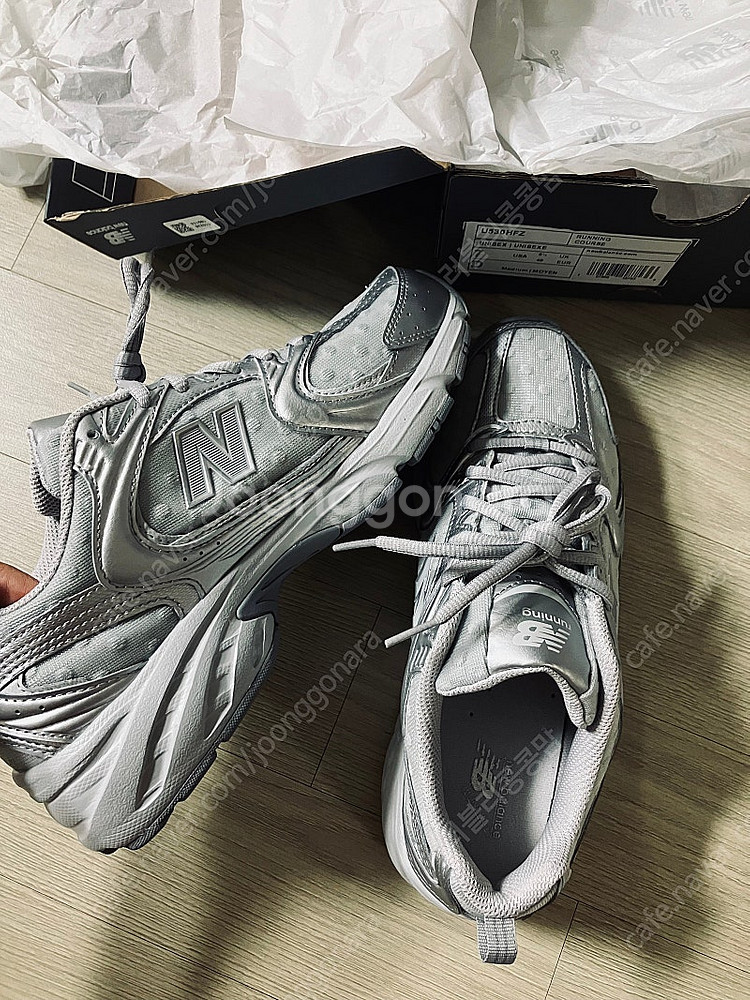 뉴발란스 530 폴카도트 실버 250사이즈/시착만해본// 레인클라우드실버--4