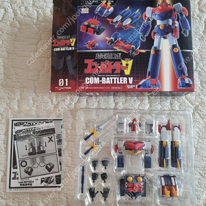 액션토이즈 콤바트라브이 콤바트라V