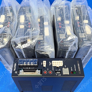 벡스타 스테핑 모터 드라이버 VEXTA ASD13A-A 팝니다.