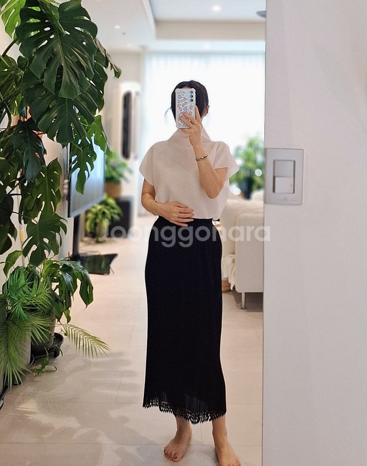 이세이미야케 미 스퀘어 스트레치 탑. 가디건 세트 화이...--4