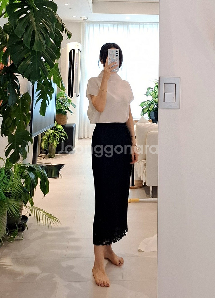 이세이미야케 미 스퀘어 스트레치 탑. 가디건 세트 화이...--5