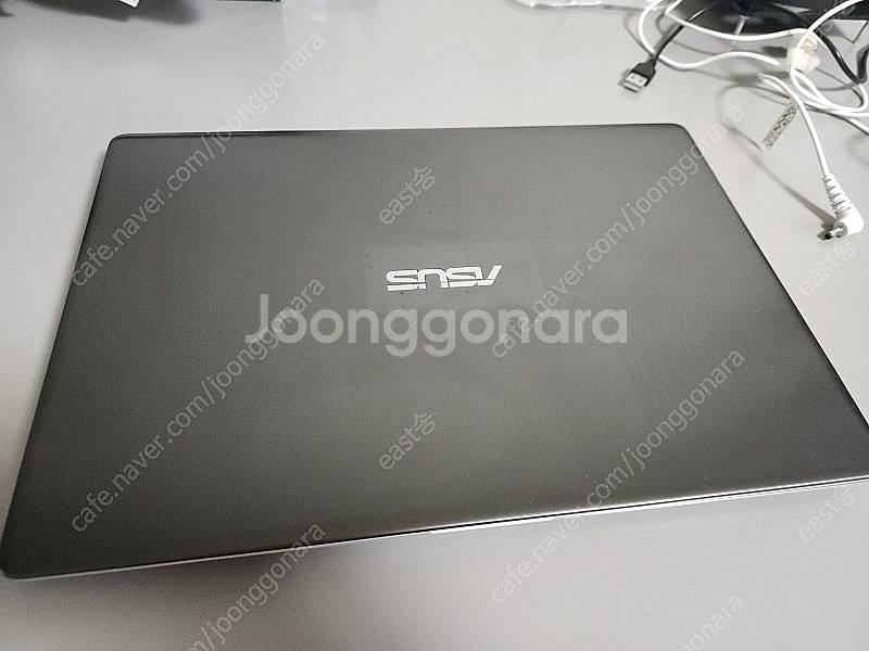 ASUS S430f i5 14인치 노트북 전투형 팝니다--1