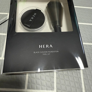 미개봉 새상품) 헤라 블랙쿠션 파운데이션 툴 키트-반택포함