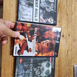 ps2 사일런트 힐 2 3 4, ps3 사일런트 힐 홈커밍 미개봉 영문판, ps3 사혼곡 사이렌 미개봉 정발, ps1 매닉 게임걸 미개봉 정발 판매합니다