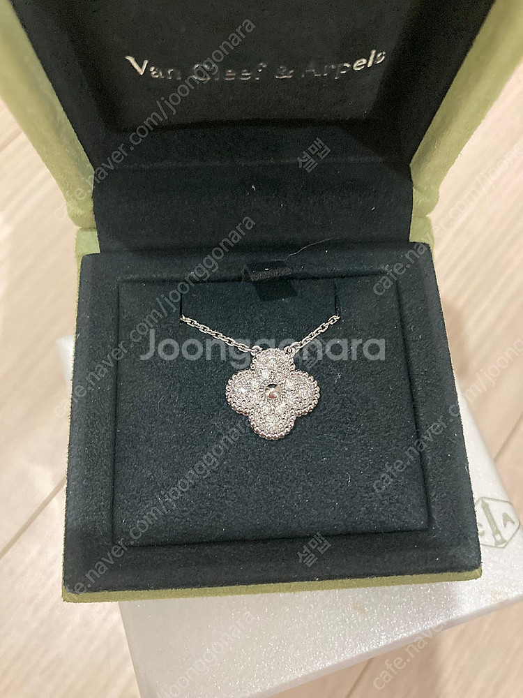반클리프아펠 빈티지 알함브라 다이아 목걸이 화골--0