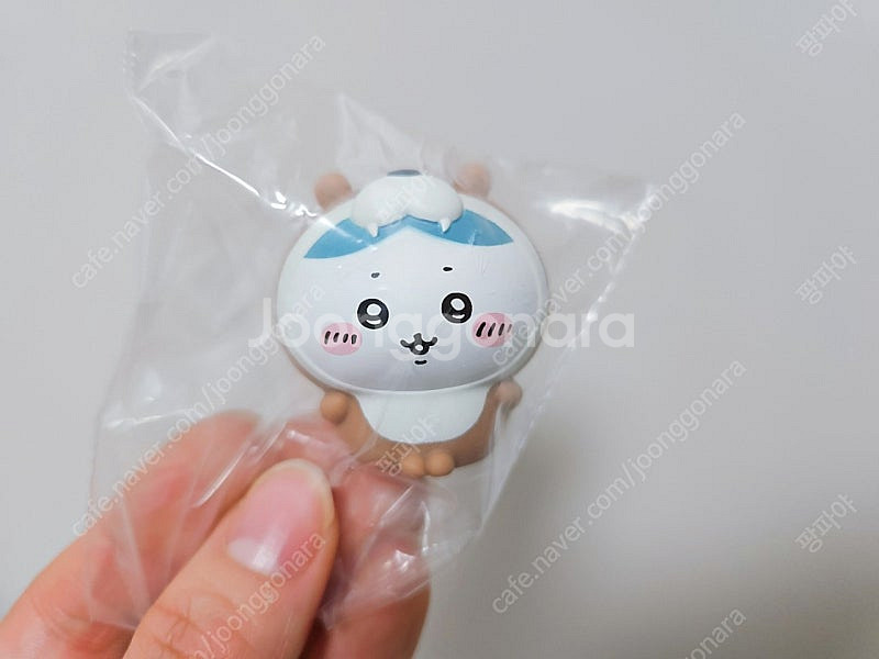 먼작귀 하치와레 수달 동물 피규어--0
