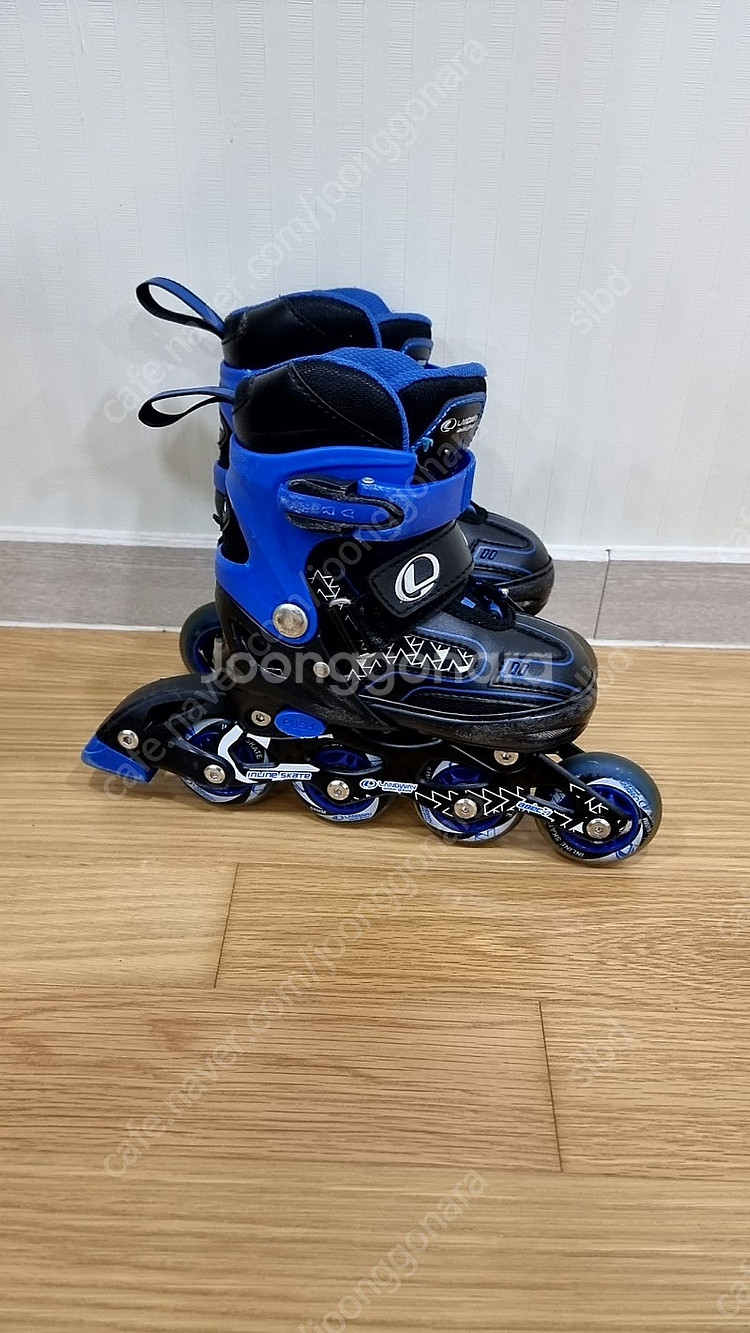 랜드웨이 어린이 인라인S 세트 팝니다.(헬멧,보호대)(택포50,000원)--5