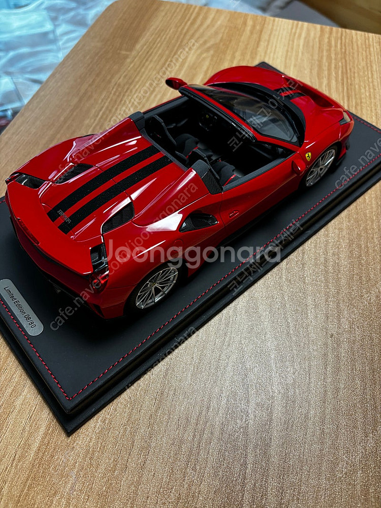 BBR 1:18 488 피스타 스파이더 판매합니다.--3