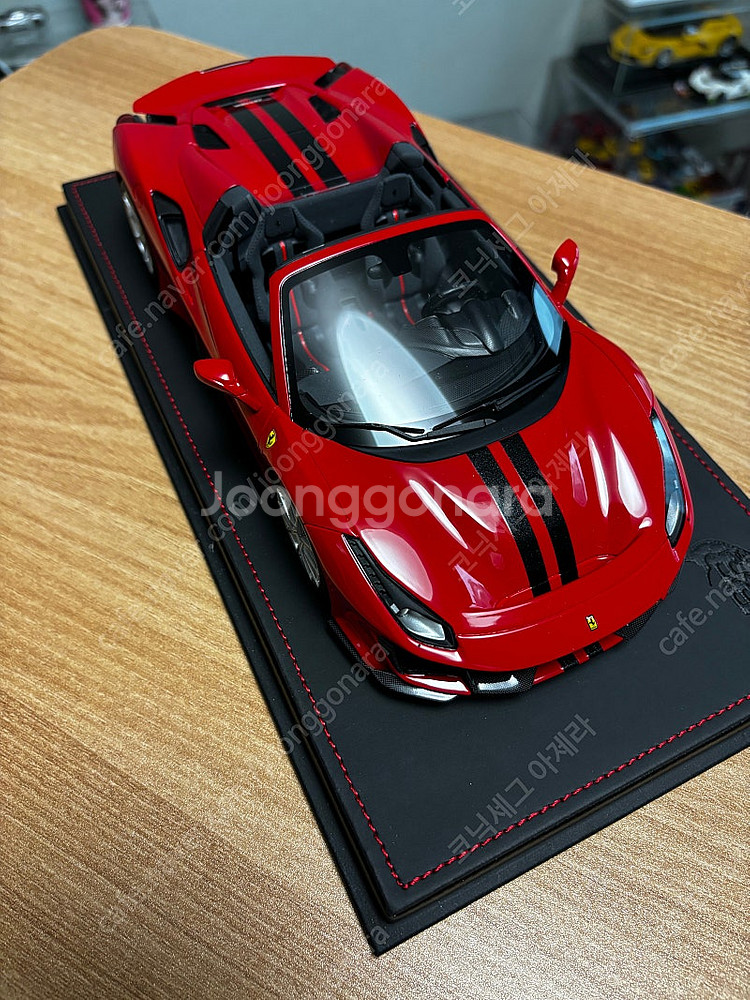 BBR 1:18 488 피스타 스파이더 판매합니다.--4