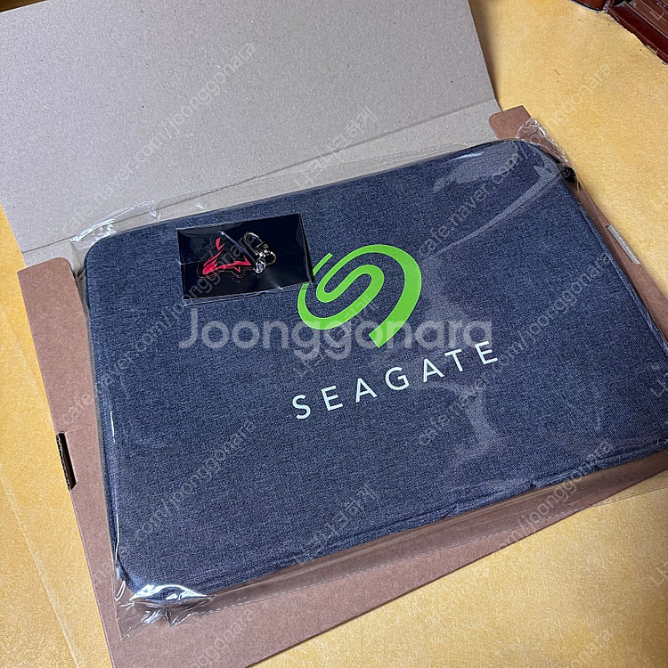 씨게이트 노트북 가방 새상품 판매합니다.--1