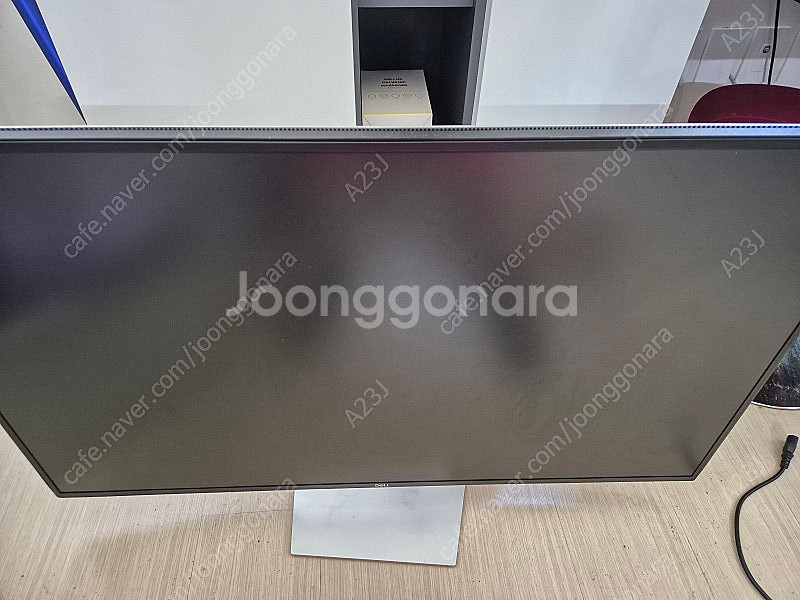 델 43인치 모니터 u4323qe 80만원 급처--2