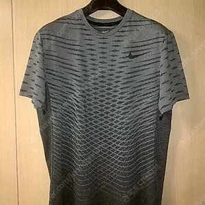 나이키 드라이핏 얼티메이트 트레이닝 숏슬리브탑/95/새제품급/택배비포함가격