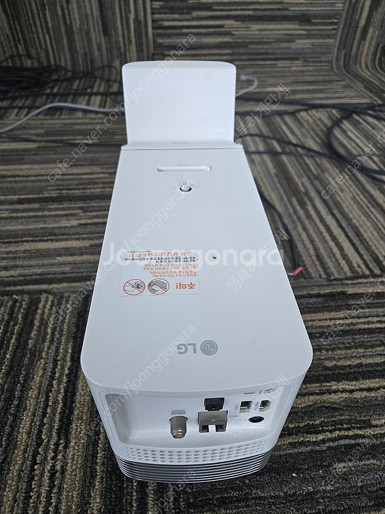 LG 초단점 빔 프로젝터 hf85ja--4
