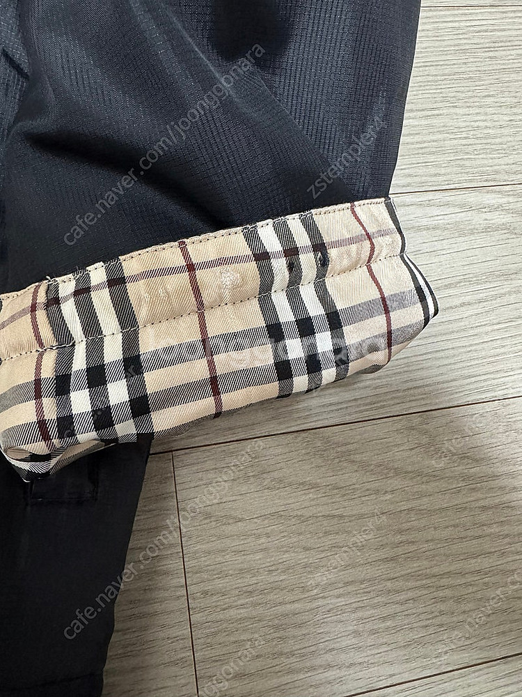 버버리 블랙라벨 카메오리털M 팝니닺--2