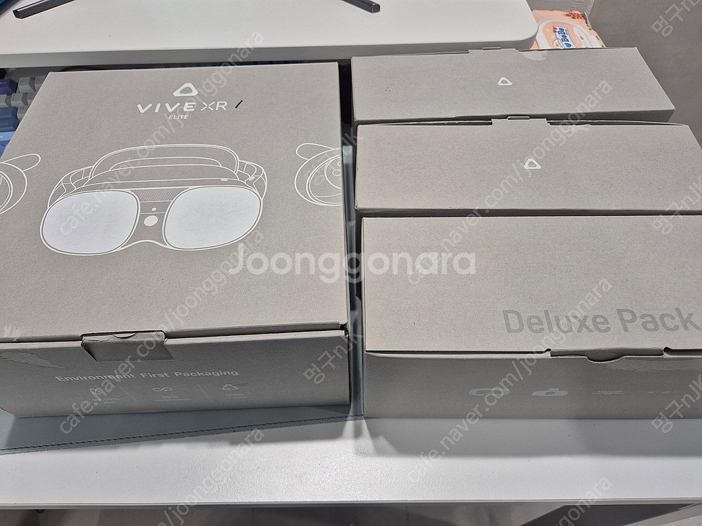 HTC VIVE XR 엘리트 디럭스 + 배터리크래들 판...--1