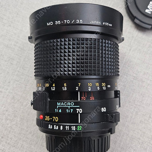 미놀타 MD 35-70 mm f3.5 Macro