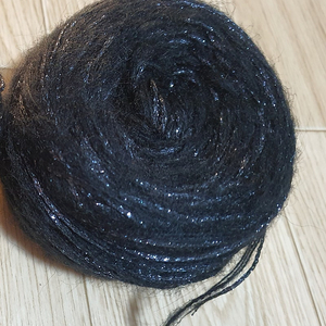 뜨개질 반짝이 은사 모헤어 검정색 털실 50g 1볼