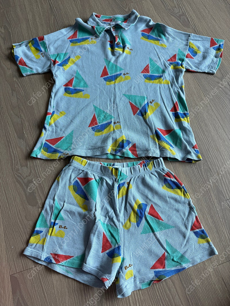 보보쇼즈 상하 세트 여러개 이미지