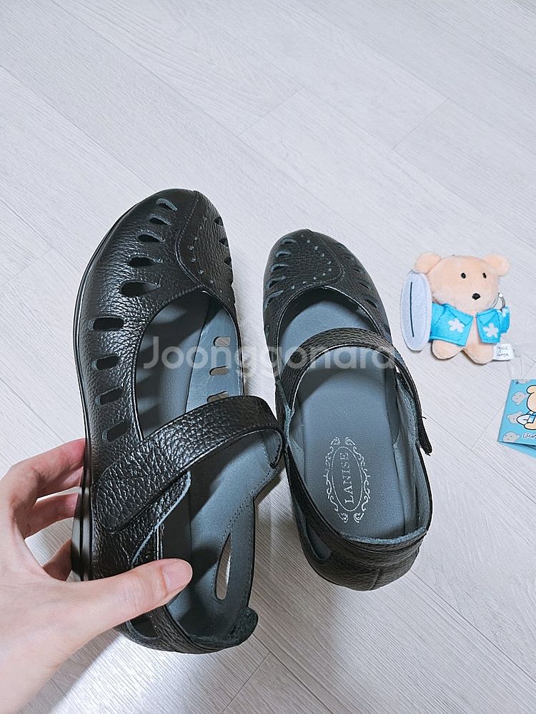 메리제인 검정샌들 #블랙샌들 #펀칭샌들 #엄마신발 23...--2