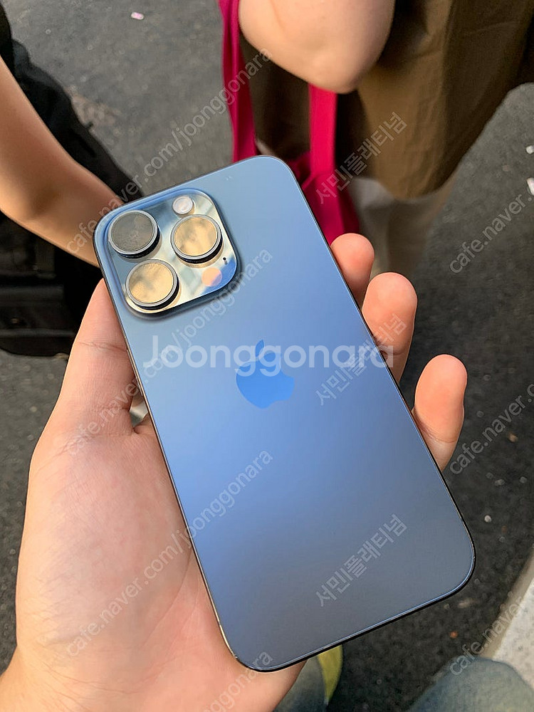아이폰 15 프로 애플케어플러스 가입 기기 급처합니다.--1